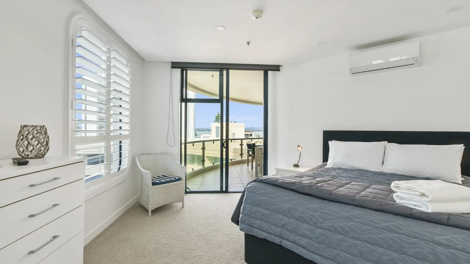 Oceanstyle On Main Apartment Mount Maunganui